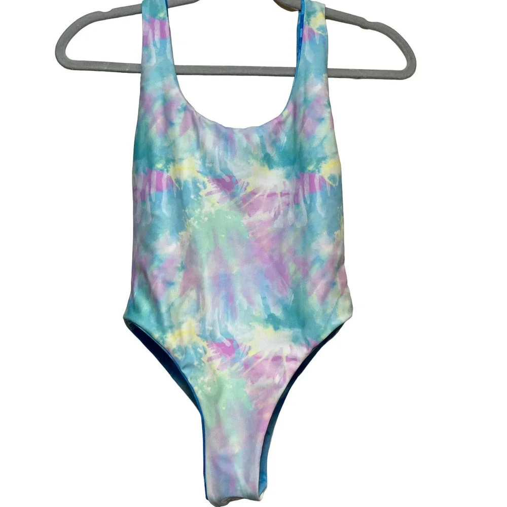 Moana Bikini Seamless + Reversible Heatstroke One Piece Bikini